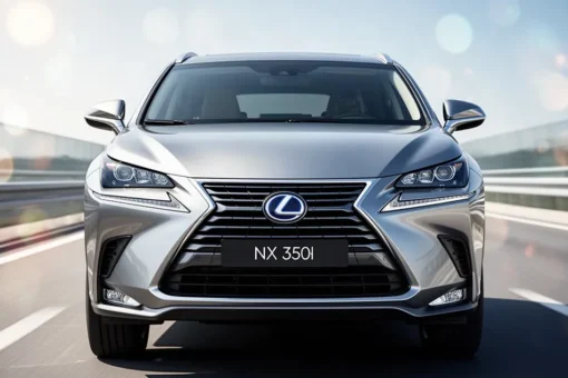 Srebrny SUV Lexus NX 350h na nowoczesnej drodze w świetle dziennym, widok z przodu.